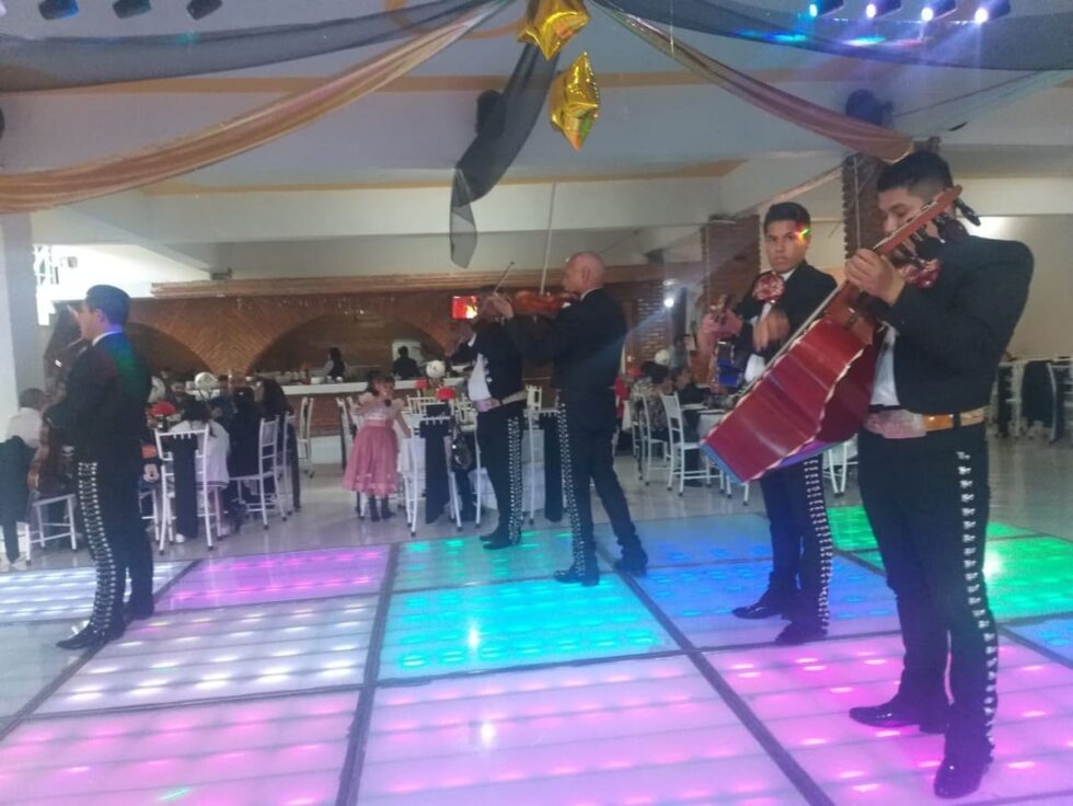 Mariachi Gallos de Plata Izcalli
